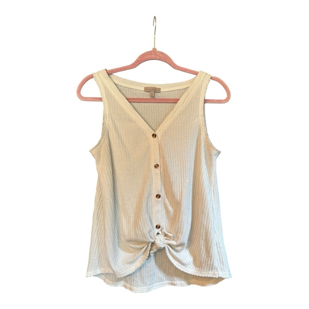 Wonderly Cream Top Size Medium (M)